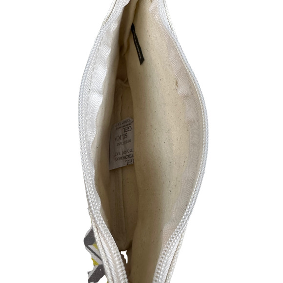 IT Cosmetics x Ana Jaks Inclusive Femme‎ Makeup Bag - Size OS - Picture 4 of 4